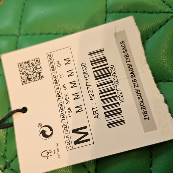 NWT Zara Medium Bag 9.5 x Sz 6.5 inches with gold Chain handle - Picture 5 of 5